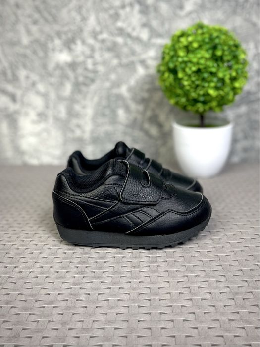 Reebok кроссовки 26 размер детские кожаные спортивные черные