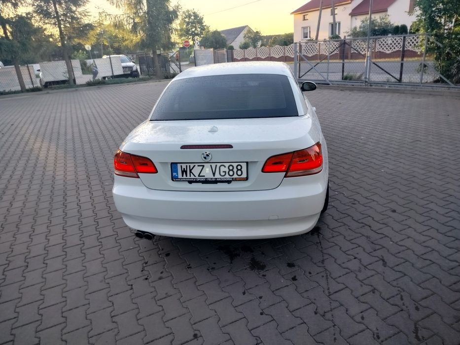 BMW e93 cabrio 3.0B.automat