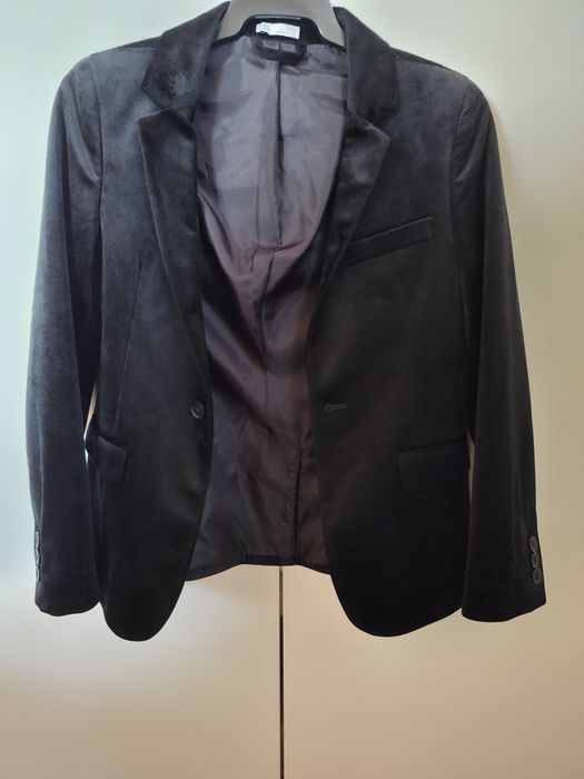 Casaco veludo preto da Mango 8 anos