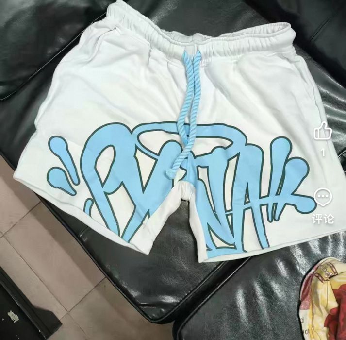 Шорти Syna World
