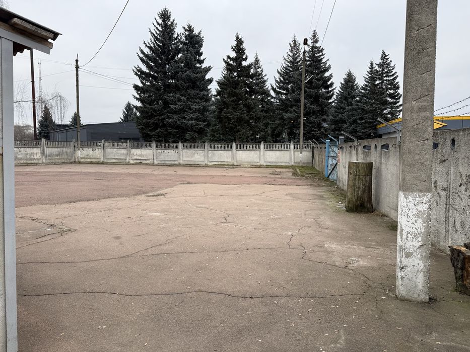 офісно-скадське приміщення 833м Чернігів вул. Робітнича 20