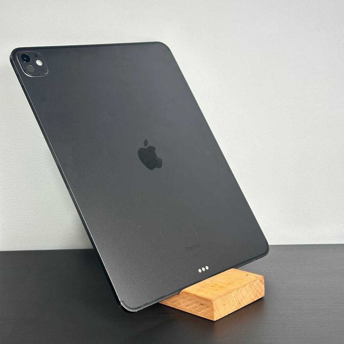 iPad Pro 13" M4 256GB Space Black (Wi-FI + Celluar) Вживаний
