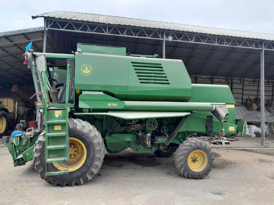 John Deere 1570 Kombajn Zbożowy New Holland Class