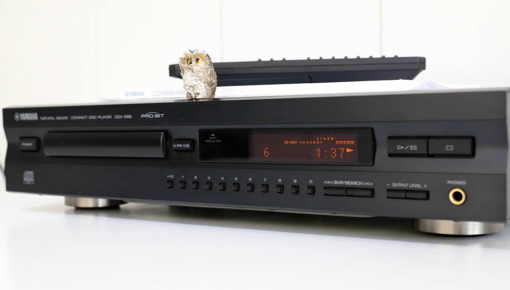 Yamaha CDX-596 Compact Disc Player