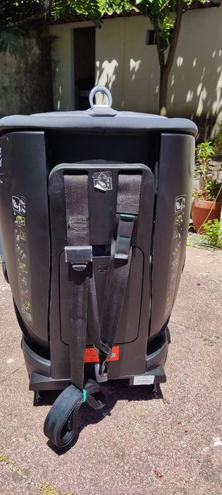 Cadeira Auto Britax Romer Trifix 2 i-Size até 22Kg