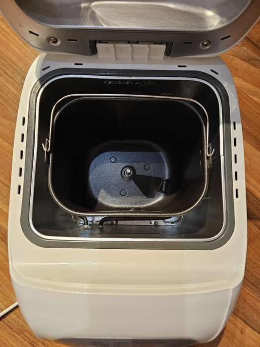 Forno Pão Clatronic BBA2605