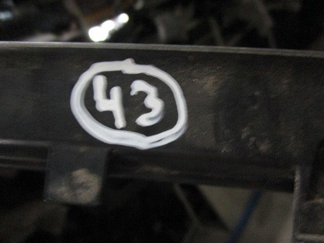 Grelha do Pára-Choques da Frente VOLKSWAGEN Passat (3C2)