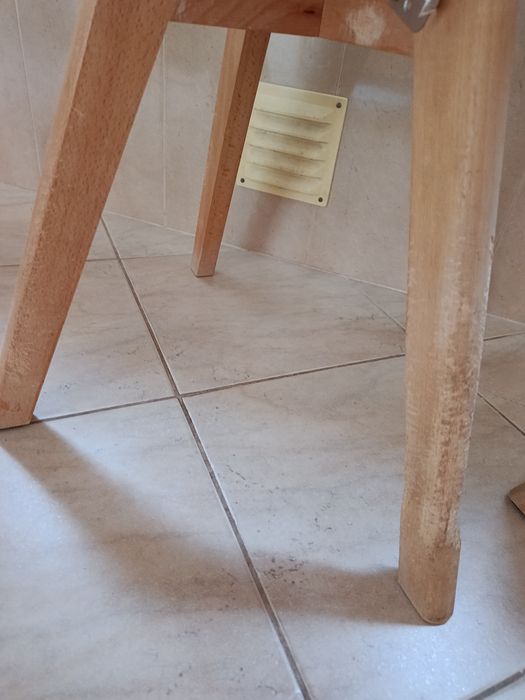 Conjunto de mesa cozinha e 4 cadeiras Sklum