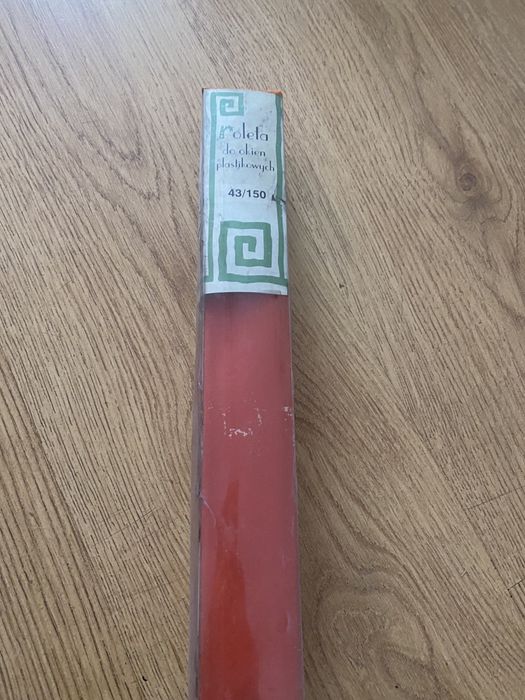 Sprzedam roletę czerwień