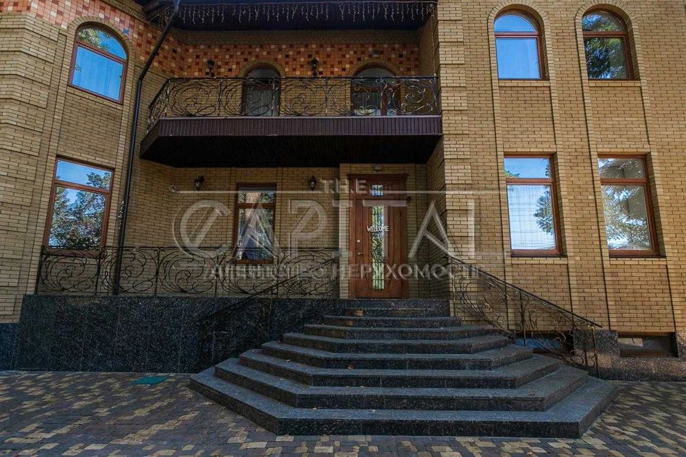 Аренда большого автономного дома в Буче, газ, генератор, теплый басейн