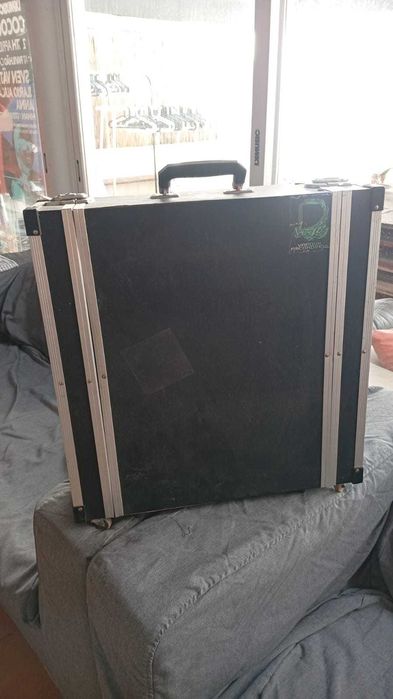 Lote 2 Malas Vintage: Flight Case c/ Rodas + Maleta Linguaphone