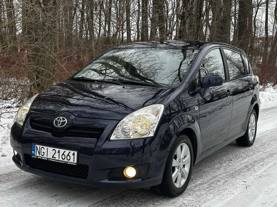 Toyota Corolla Verso 1,8 ; 7 osobowa ,bezwypadkowa, klima, stan bdb.