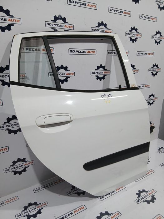PORTA TRASEIRA DIREITA BRANCO KIA PICANTO MK1 1.0 16V 2004-2011 ANO: 2