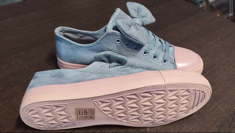 Buty damskie trampki  38/39