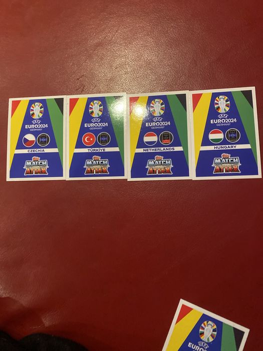 Cartas da coleção euro 2024 match attax: esmeralda e legend signature