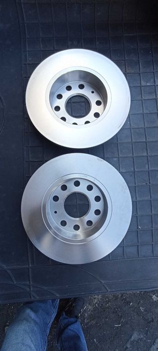 tarcza hamulcowa tarcze tył  trw df4271 nowe audi a3 vw skoda