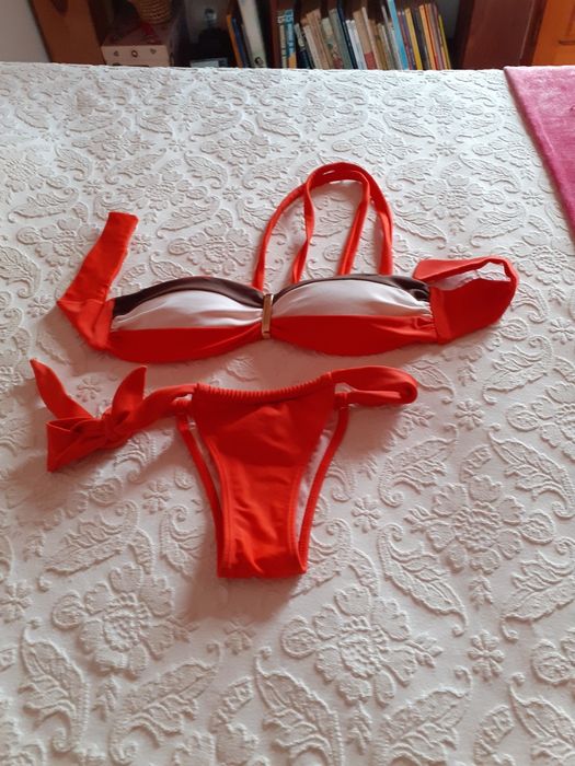 Dois bikinis made in Brasil
