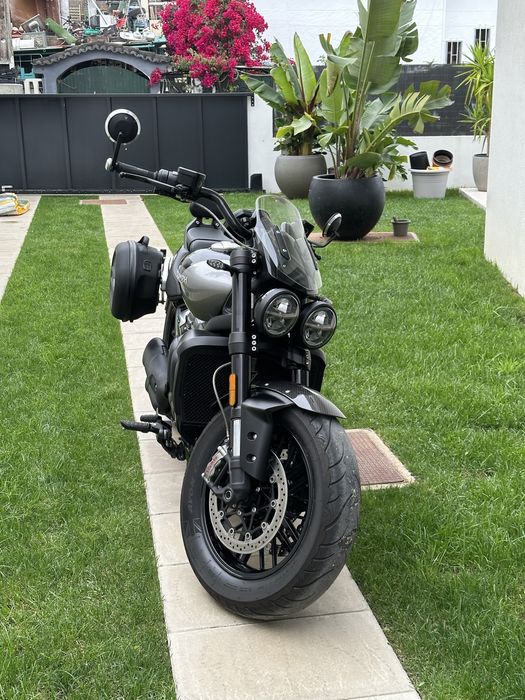 Triumph Rocket 3 GT Triple Black – Edição Especial