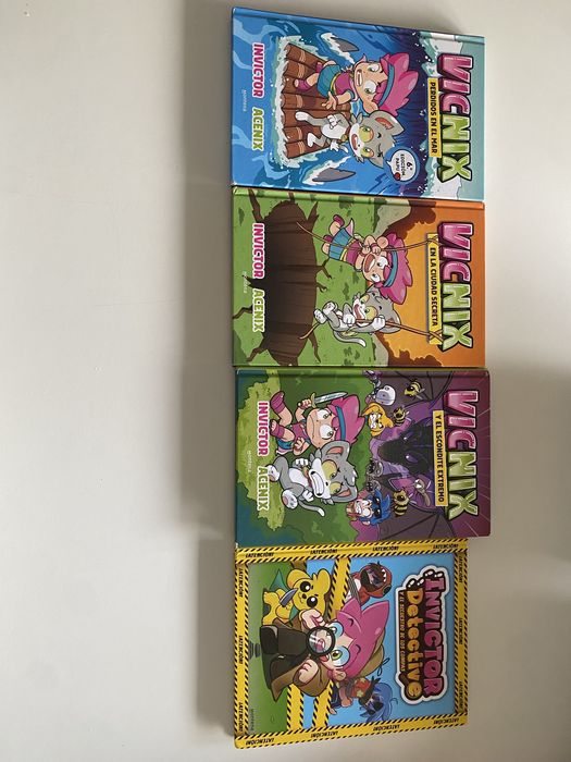 Conjunto livros “Vicnix” (1,2 e 3) mais “Invictor detective”