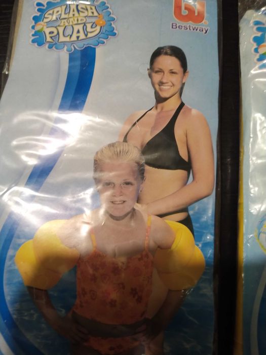 Artigos insufláveis praia crianças