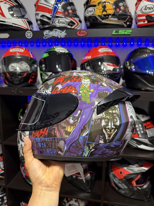 Capacete NOVO 85€ mais informações