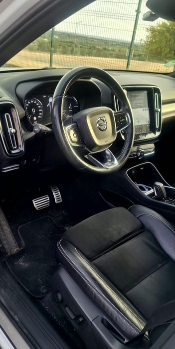 Volvo XC40 D4 R-Design AWD 4X4 200cv