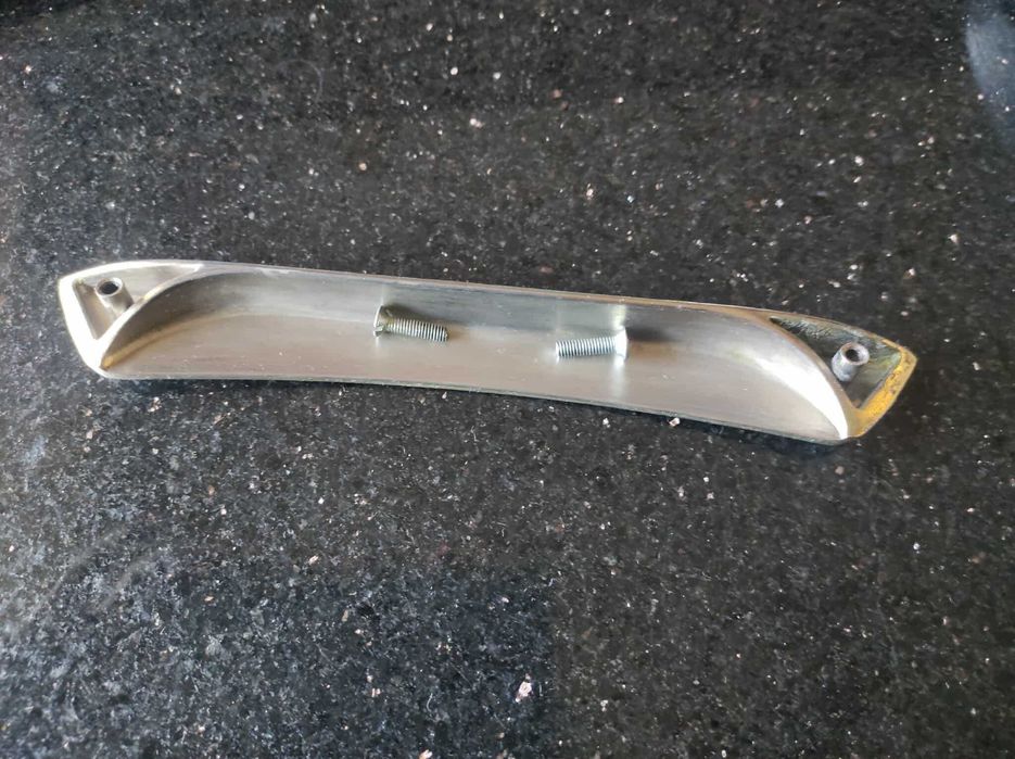 Uchwyt do szafki  stal nierdzewna 20 cm rozstaw 16 cm solidny 17 sztuk