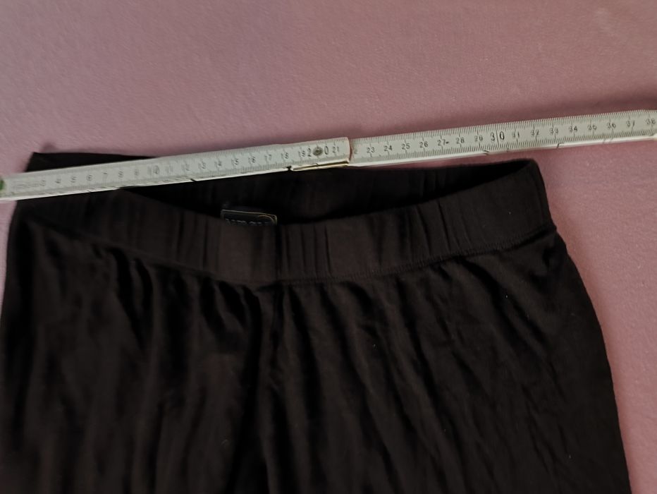 Czarne bawełniane spodnie getry legginsy esmara 40 42 stan bdb