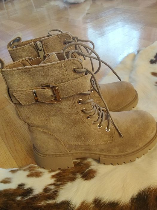 NOWE trapery botki Deezee r36
