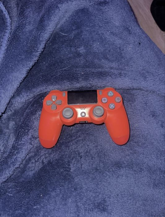 Playstation 4 (com extras)
