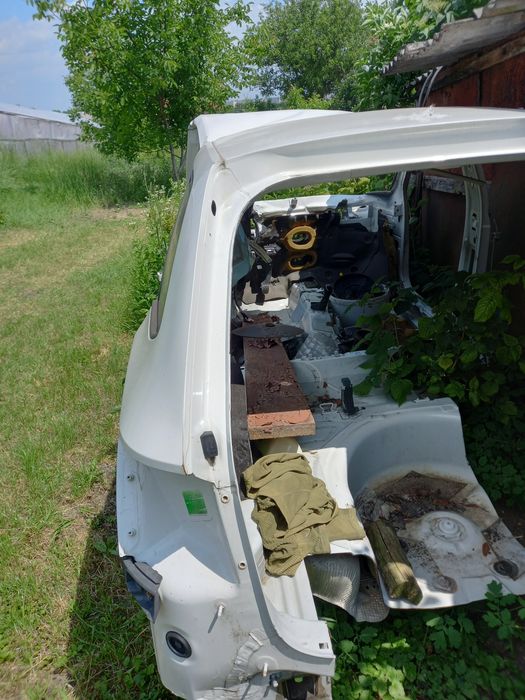 Задня ліва четверть, заднє ліве крило шкода фабія 3, разборка фабія 3