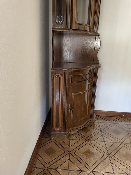 Movel de canto antigo