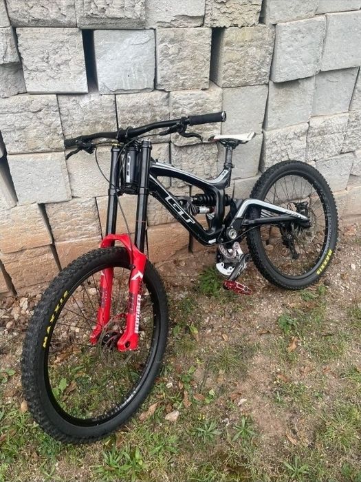 Rower zjazdowy downhill enduro gt fury