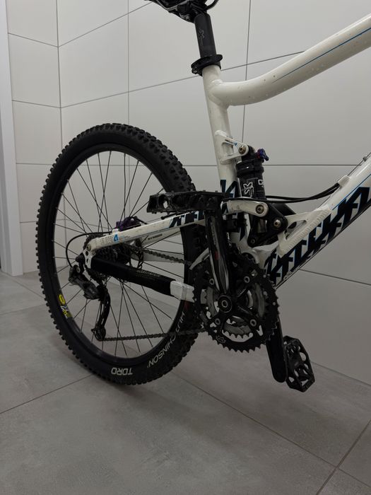 Rower enduro Commencal Super 4 full 26 dh MTB freeride street downhill