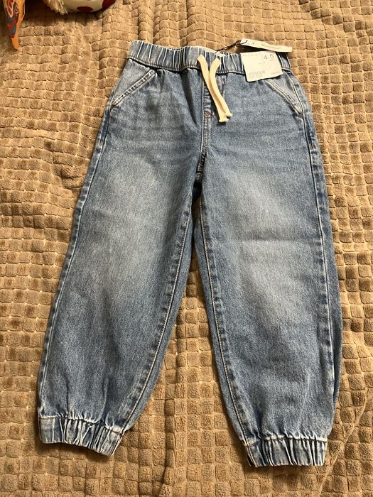 Продам нові джинси для хлопчика