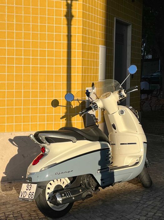 Peugeot Django 125cc Scooter