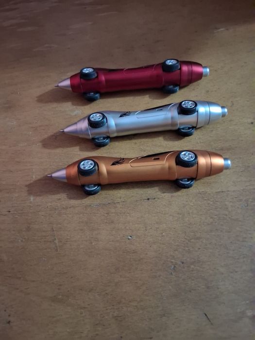 Ручки машинки нові