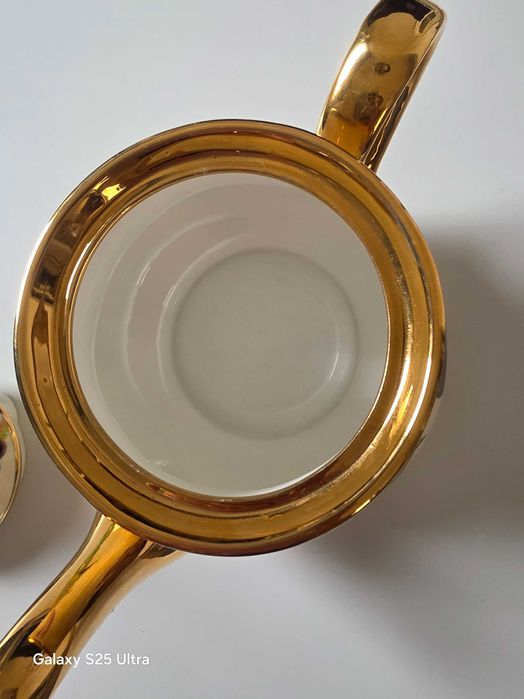 Porcelanowy imbryk Baron China