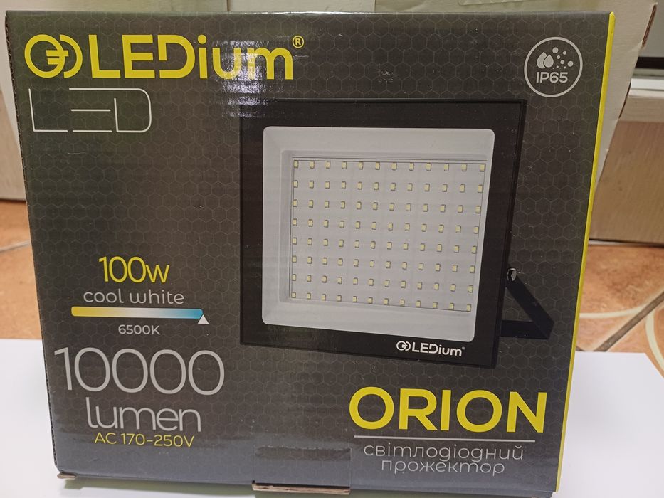 Продаж прожектор ORION  100V