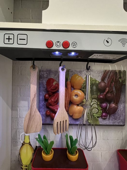 Cozinha de brincar em madeira