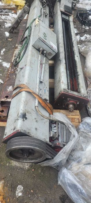 Podnośnik dwukolumnowy