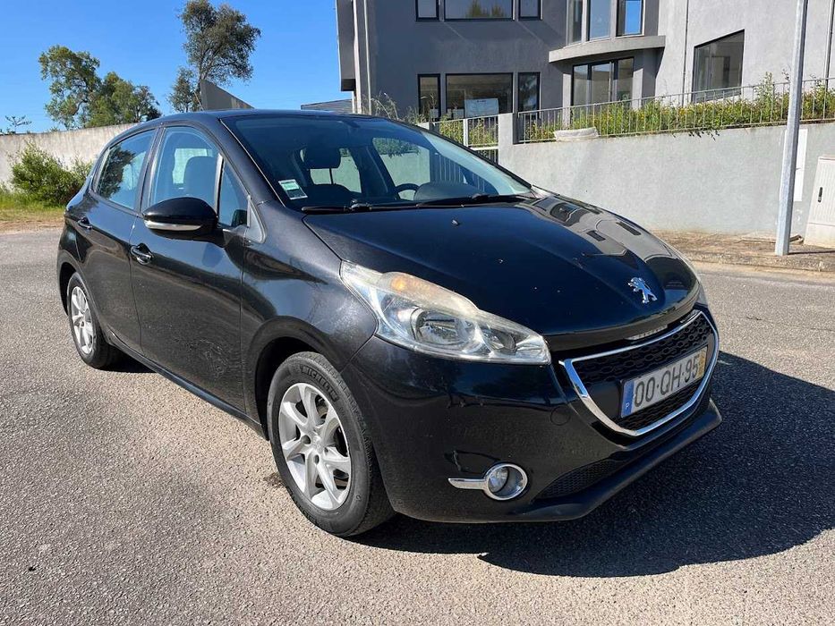 Peugeot 208 1.4 HDI 212 mil klm