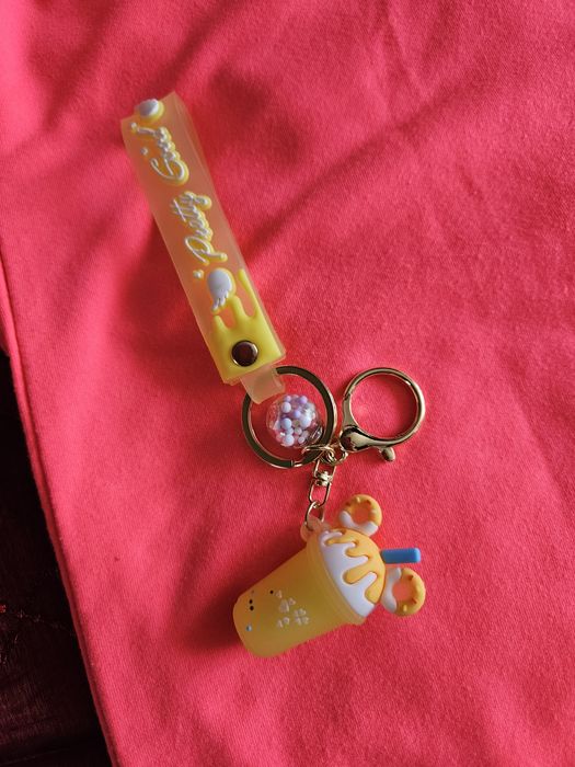 Breloczki do kluczy plecakow torebek