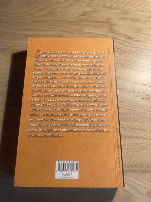 Hobbit- J.R.R Tolkien