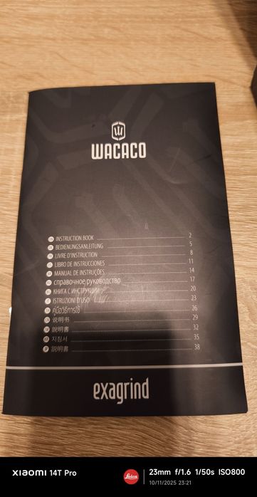 Moinho de café portátil.