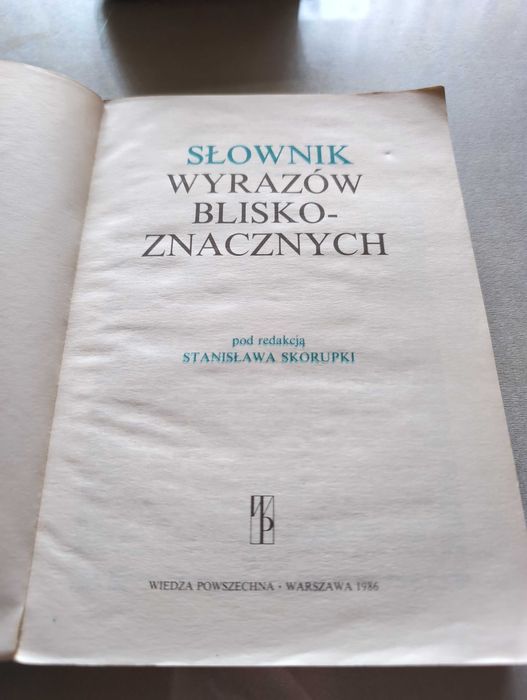 Słownik wyrazów bliskoznacznych z 1986