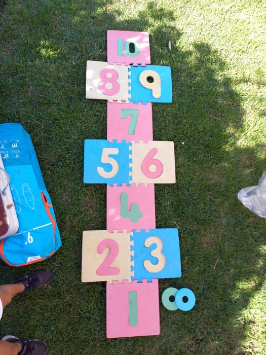 Jogo da Macaca /Hopscotch