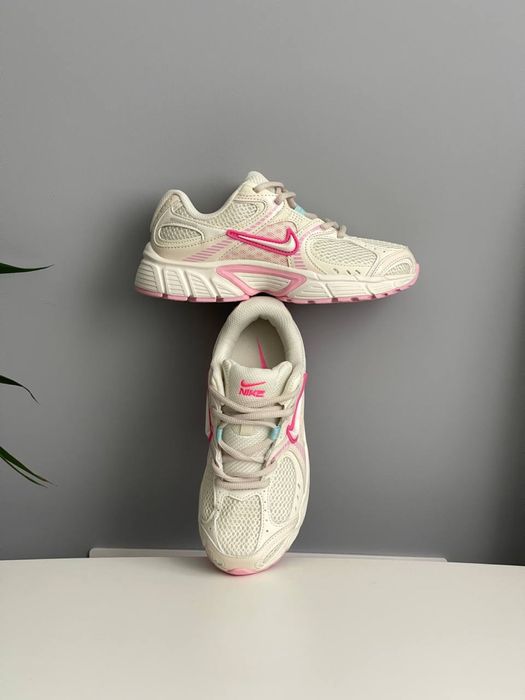 Кросівки Жіночі Nike V5 RNR Beige Pink 36-41 Топ якість зручні