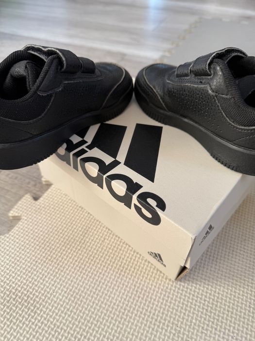 Buty Adidas Tensaur Sport chłopięce r. 26