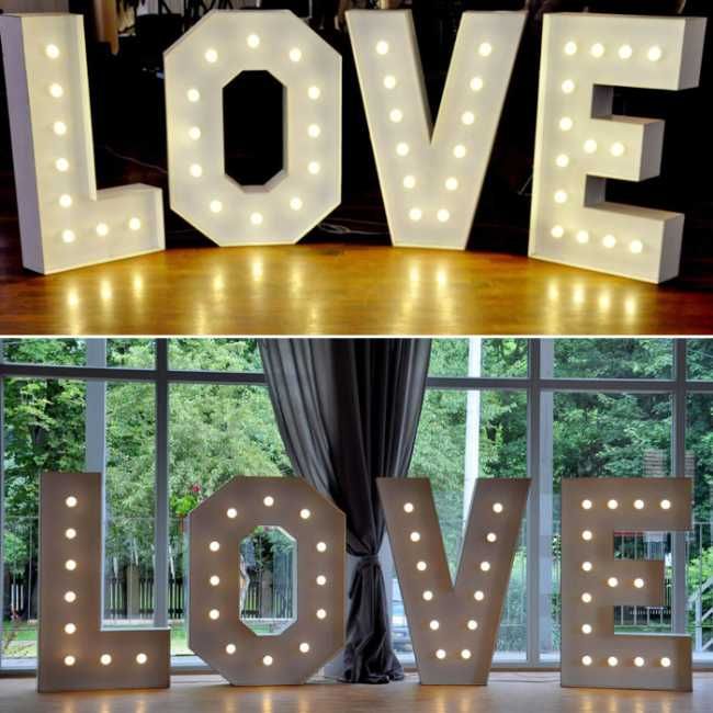 Napis LOVE  podświetlany zarowkami led ( DUŻY)